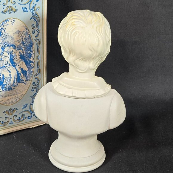 Vtg 70s Avon Bottle 18th Century Classic Figurine Young Boy Bust -Display Only - Picture 3 of 15